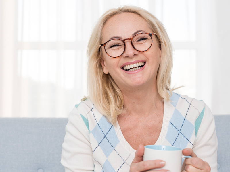 Choosing Eyeglass Frames for Older Women